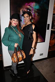 Beatriz (Queen B), Künstlerin Afsaneh Nagy, Künstlerin Afsaneh Nagy © Eröffnung der Ausstellung „Colors“ im Hotel Le Méridien München (©Foto: Martin Schmitz)